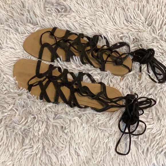 Forever 21 Roman sandals 2 pair size 7 - Picture 4 of 5